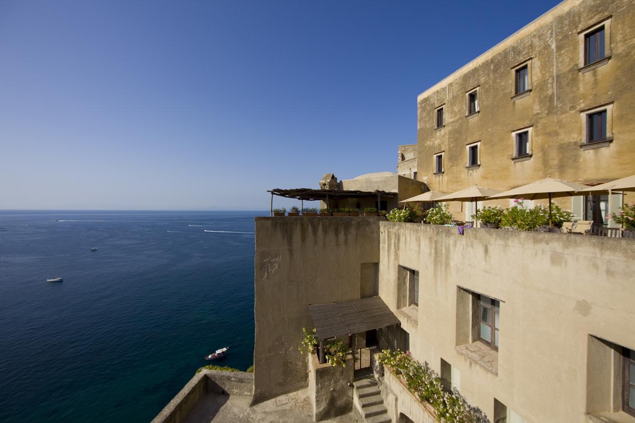 Albergo Il Monastero 이스키아 외부 사진